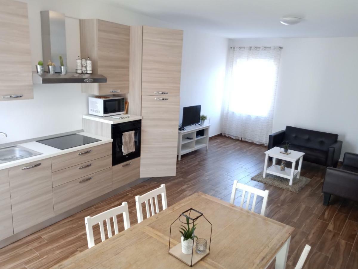 Rosemary Apartment Koper Buitenkant foto