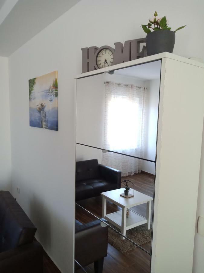 Rosemary Apartment Koper Buitenkant foto